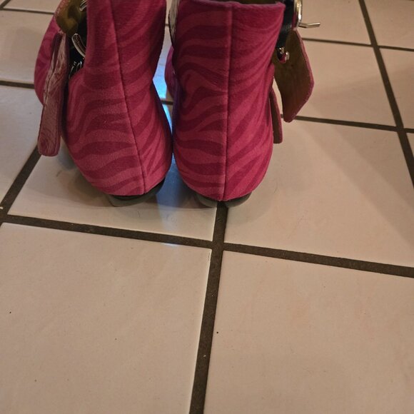 John Fluevog Tammie Rose Pink Zebra Sz. 7.5. $165 - Picture 3 of 6
